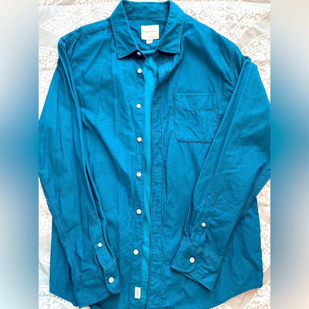American Eagle Men’s Large Aqua Cotton Corduroy Lightweight Long Sleeve Shirt